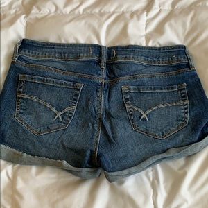 Bullhead Shorts - Bullhead Roll up Jean shorts Bullhead Shorts - Bullhead Roll up Jean shorts